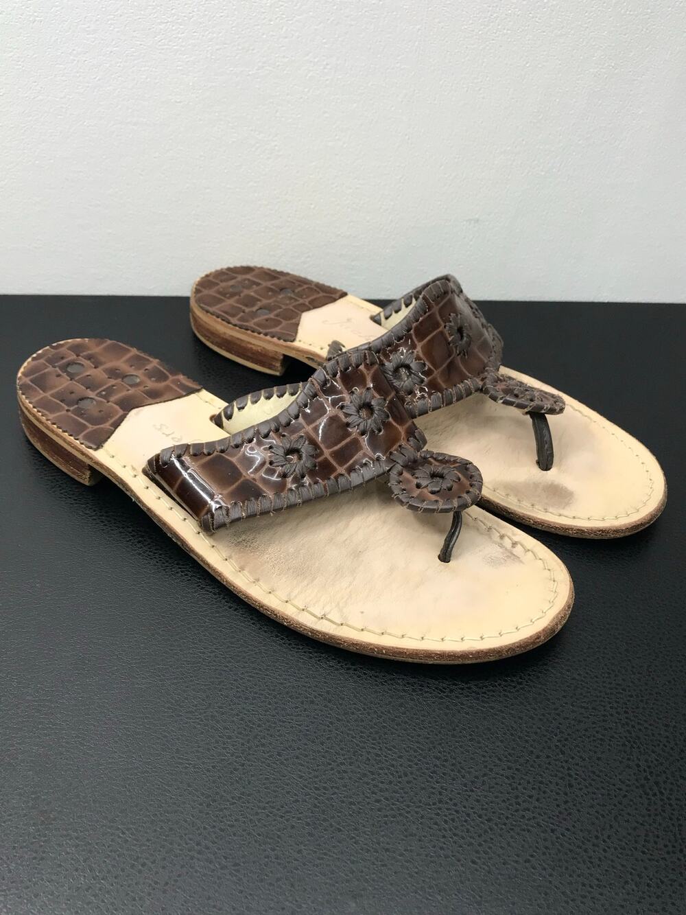 Jack Rogers Sandals Elegant Brown Croc Embossed Leather Thong Flip Flop 8.5